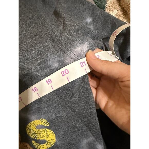 NWT desert dreamer x Smiley Embroidered Mental Health Matters Sweatshirt Tie Tye - Picture 3 of 7